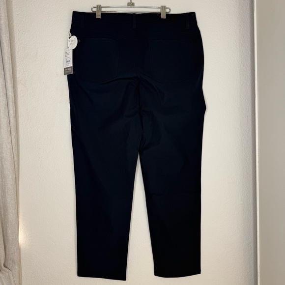 New Vuori Men’s Meta Pant Classic Fit 30" Ink V4009-S Size 36” | inseam 30” - Picture 3 of 7